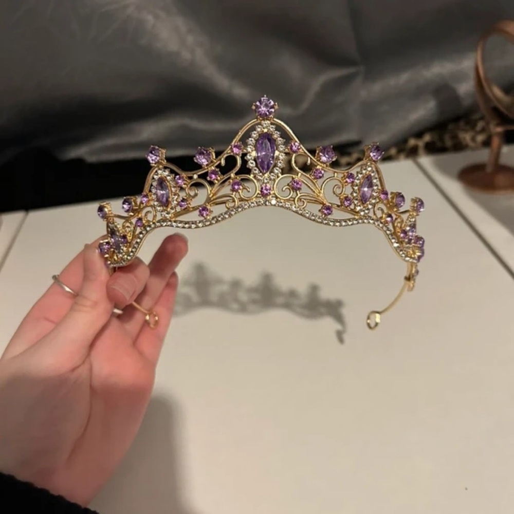 Elegant Gold Tiara with Purple Accents